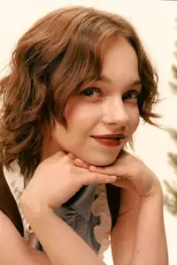 Emma Myers