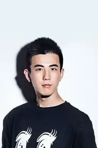 李川