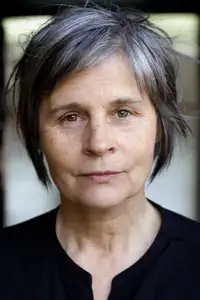 Suzanna Hamilton